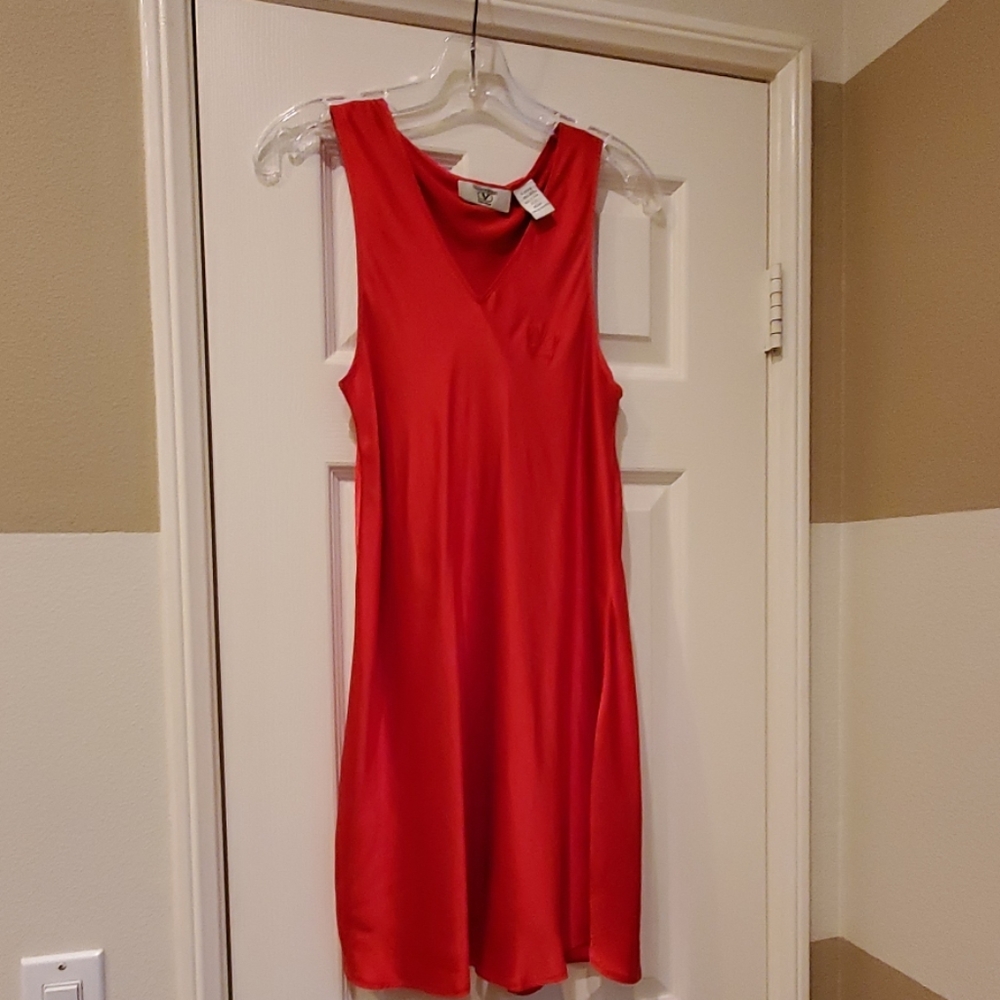 Valentino Intimo red silk nightgown. Size M.